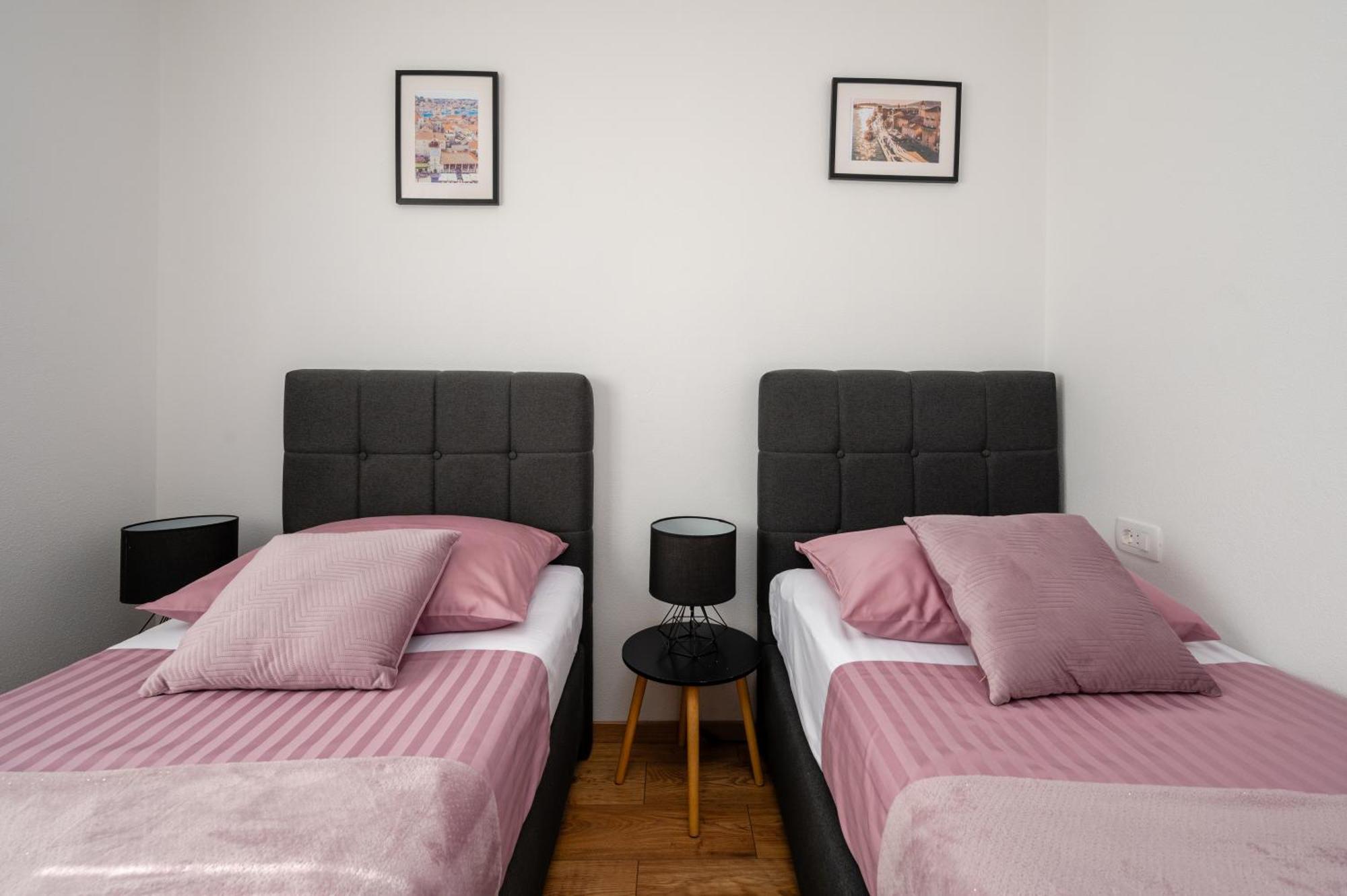 Apartment Ivi 特罗吉尔 外观 照片